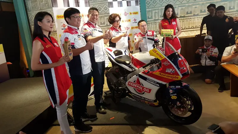 Tim Federal Oil Gresini Moto2