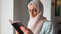 Ilustrasi Muslimah Credit: pexels.com/Mikhail