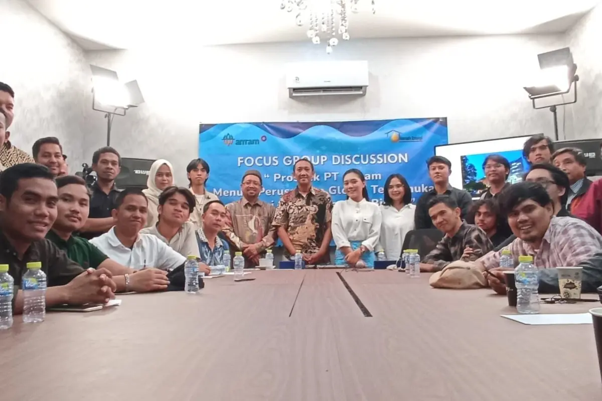 Yayasan Rumah Energi bekerja sama dengan PT Aneka Tambang Tbk (Antam) menyelenggarakan Focus Group Discussion (FGD)
