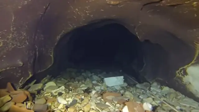 6 Potret Fosse Dionne, Mata Air Misterius yang Tak Memiliki Dasar
