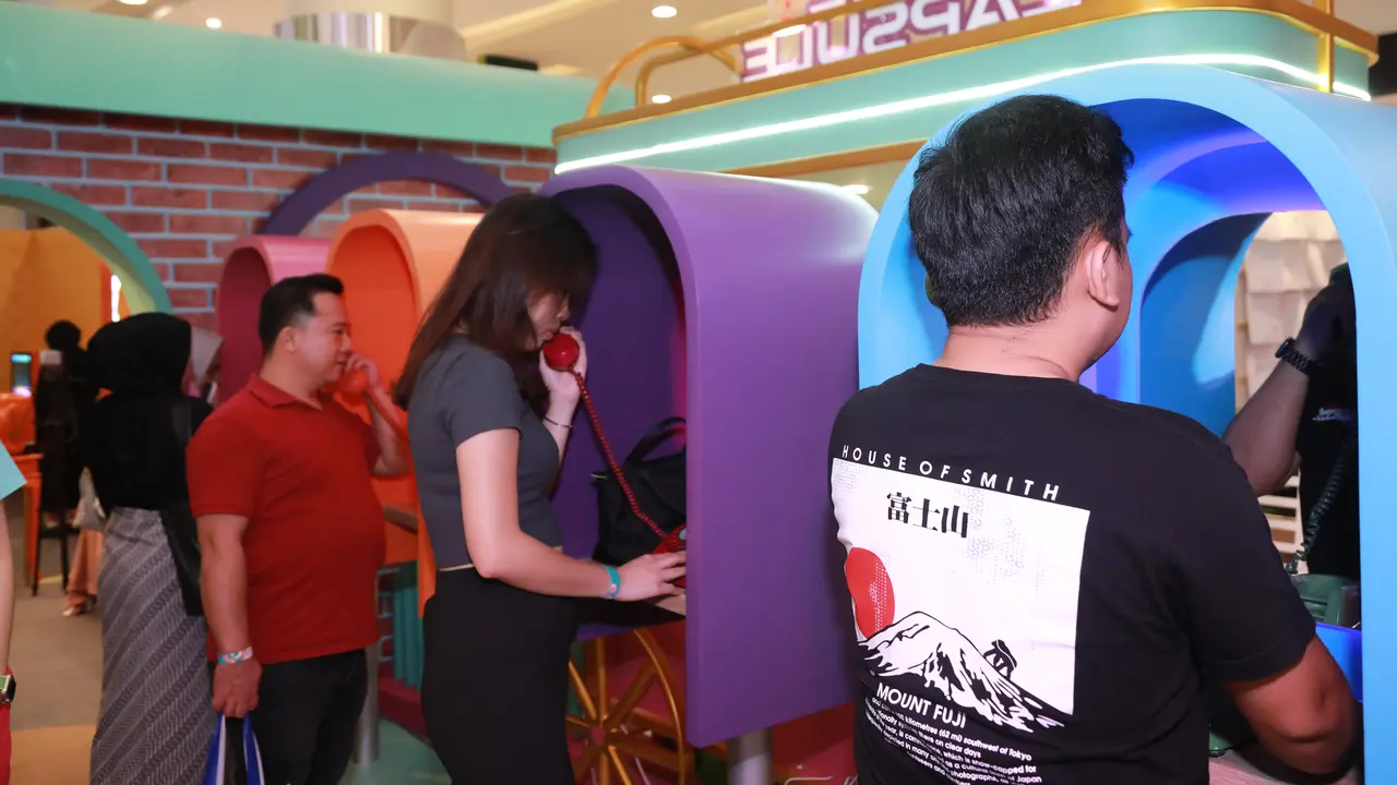 Fox's Kolaborasi dengan Seniman Lokal Hadirkan Time Capsule di Central Park
