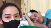 Ifan Seventeen menjalani proses pemulihan atau recovery setelah menjalani operasi pengangkatan tumor kepala di Eka Hospital Cibubur, Jumat (24/3/2023). (Foto: Dok. Instagram @ifanseventeen)
