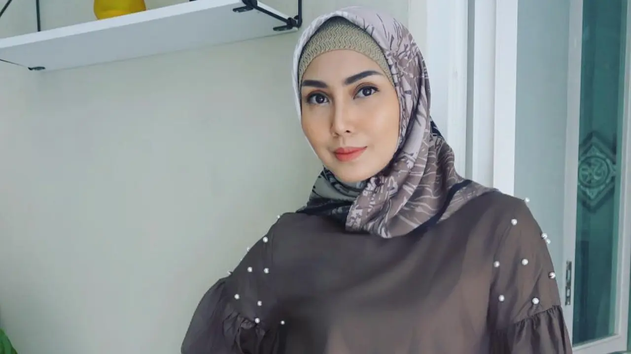 [Bintang] Fenita Arie