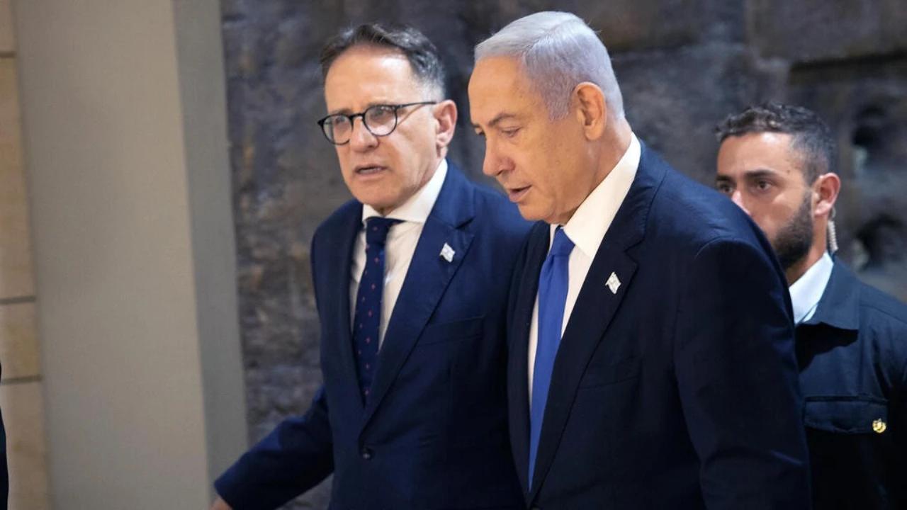 Hacker Iran Retas Ponsel Ajudan Netanyahu, Isinya Banyak Skandal Mengejutkan