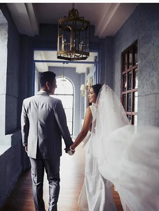 Berbagai persiapan juga telah dilakukan oleh pasangan pemeran dalam sinetron 'Anak Menteng' yang tayang di SCTV ini, termasuk melakukan foto prewedding. (Instagram/@dierabachir)