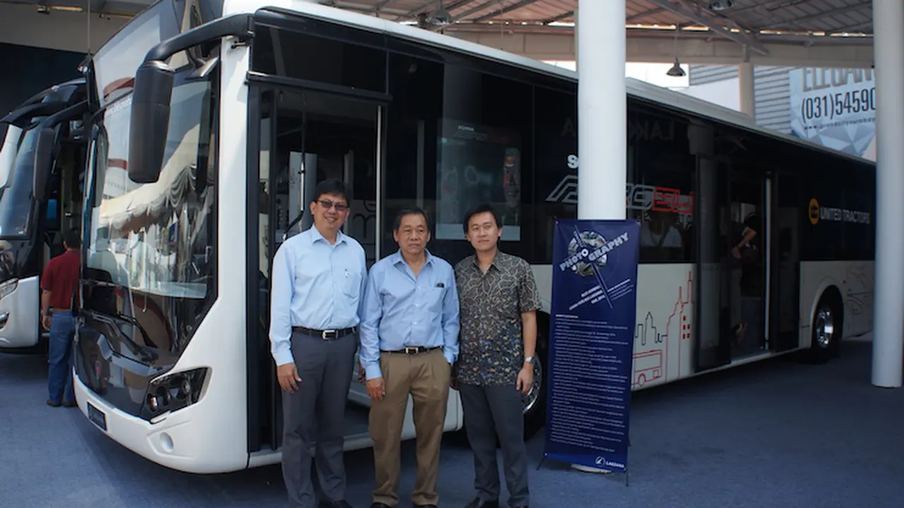 Gandeng Laksana, United Tractors Kenalkan Scania Aerobus