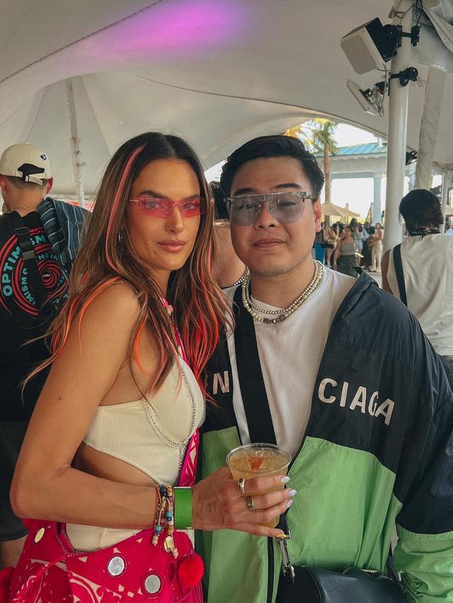 Jeje Soekarno nonton Coachella 2022 di Amerika (Foto: Instagram/@jejesoekarno)