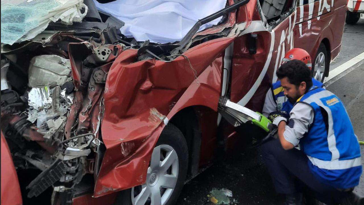 Kecelakaan Maut KM 77 Tol Cipularang, 1 Meninggal 9 Luka-Luka