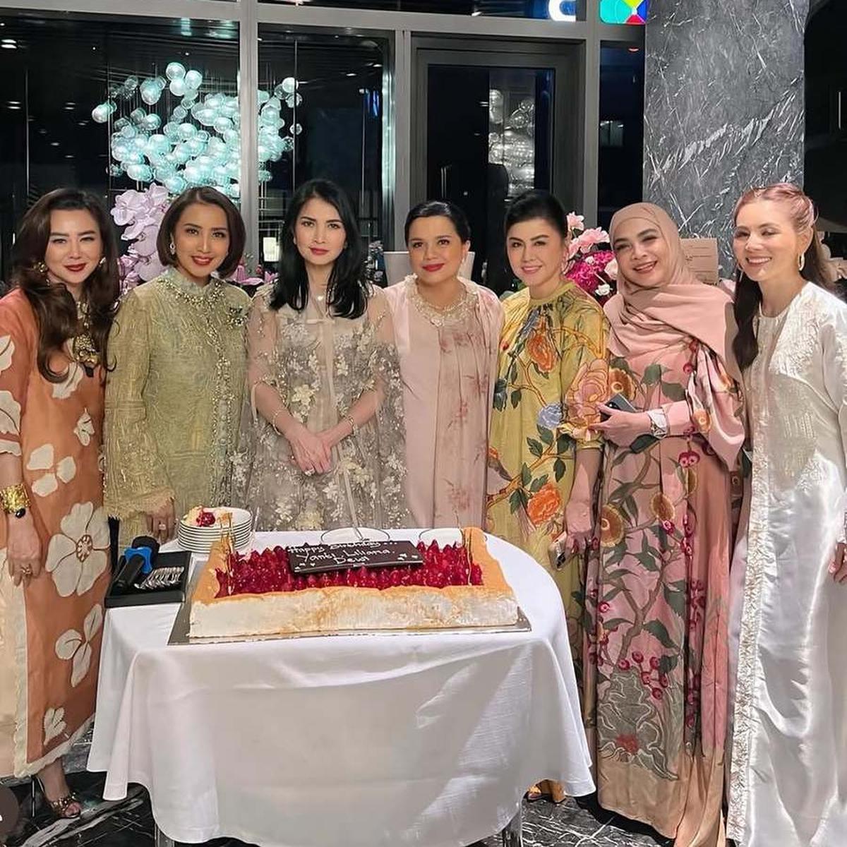 7 Gaya Old Money Desiree Tarigan Owner Mamitoko Mantan Istri Hotma Sitompul, Wanita Mandiri dan Pengusaha Kuliner Sukses