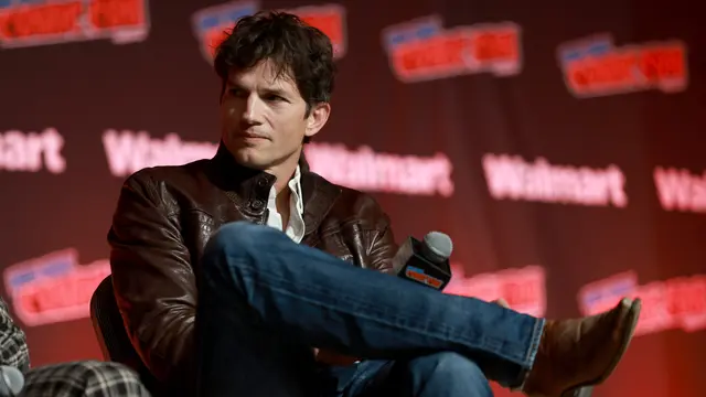 Ashton Kutcher Ngaku Pernah Dipecat dari Model Gucci karena Terlalu Gemuk