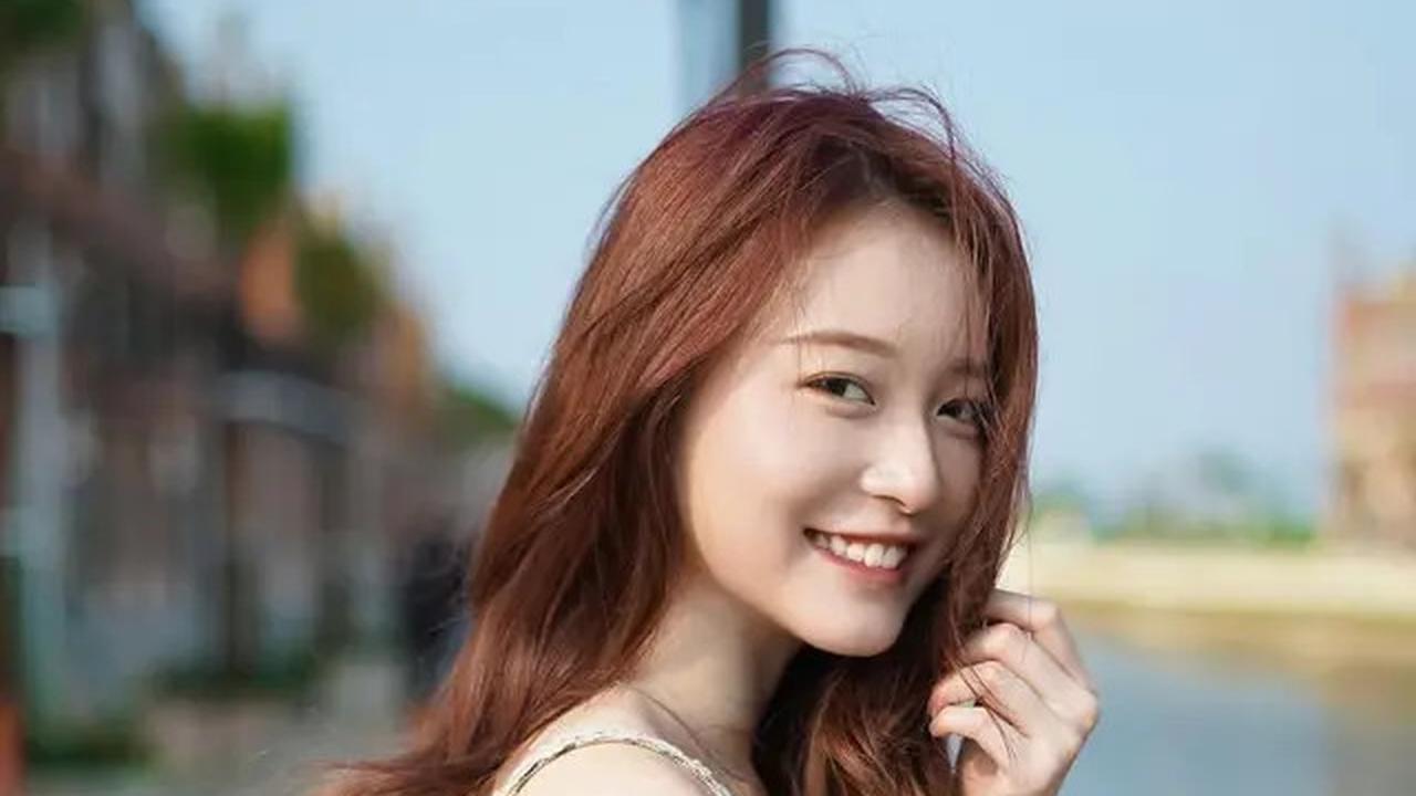 7 Potret Onic Vior yang Lagi Viral, Foto Bareng Kekasih Jadi Sorotan