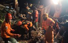 Tragis! Satu Keluarga Tewas Tertimbun Longsor Trenggalek, 4 Orang Meninggal Dunia