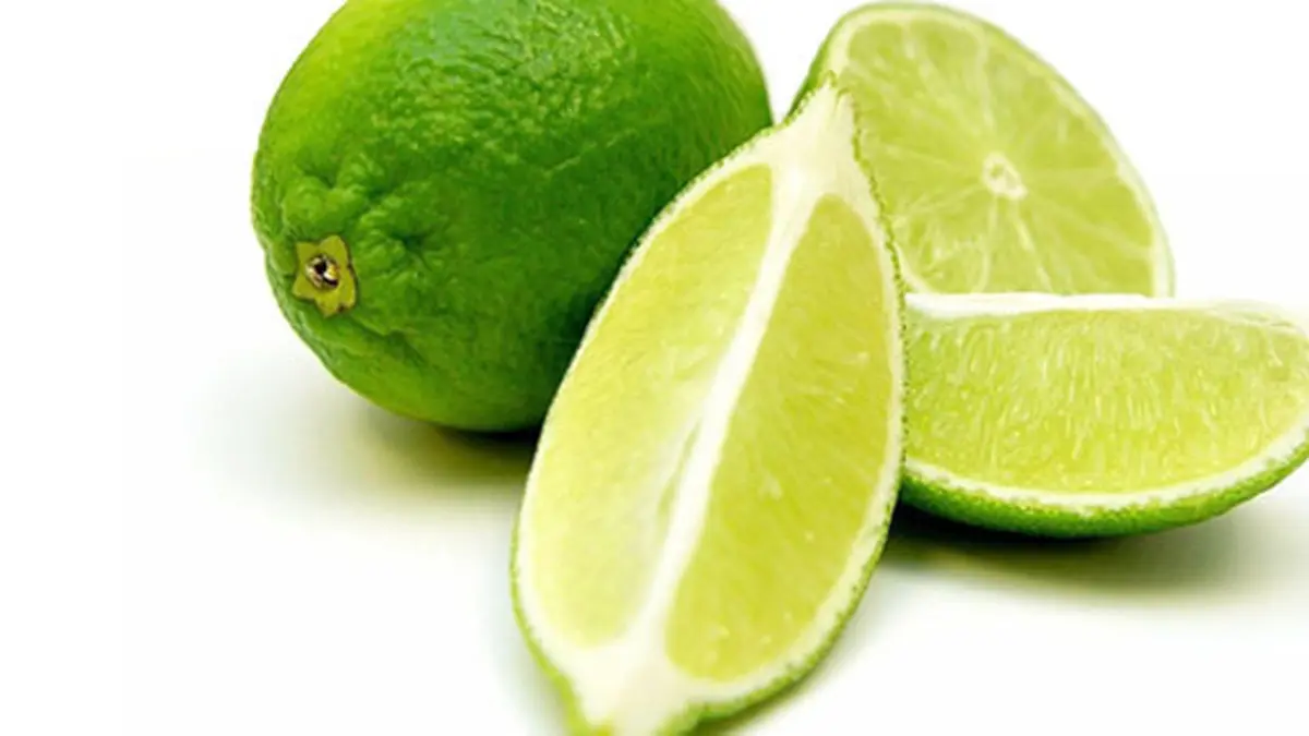 Manfaat Sehat Di Balik Segarnya Jeruk Nipis - Beauty Fimela.com