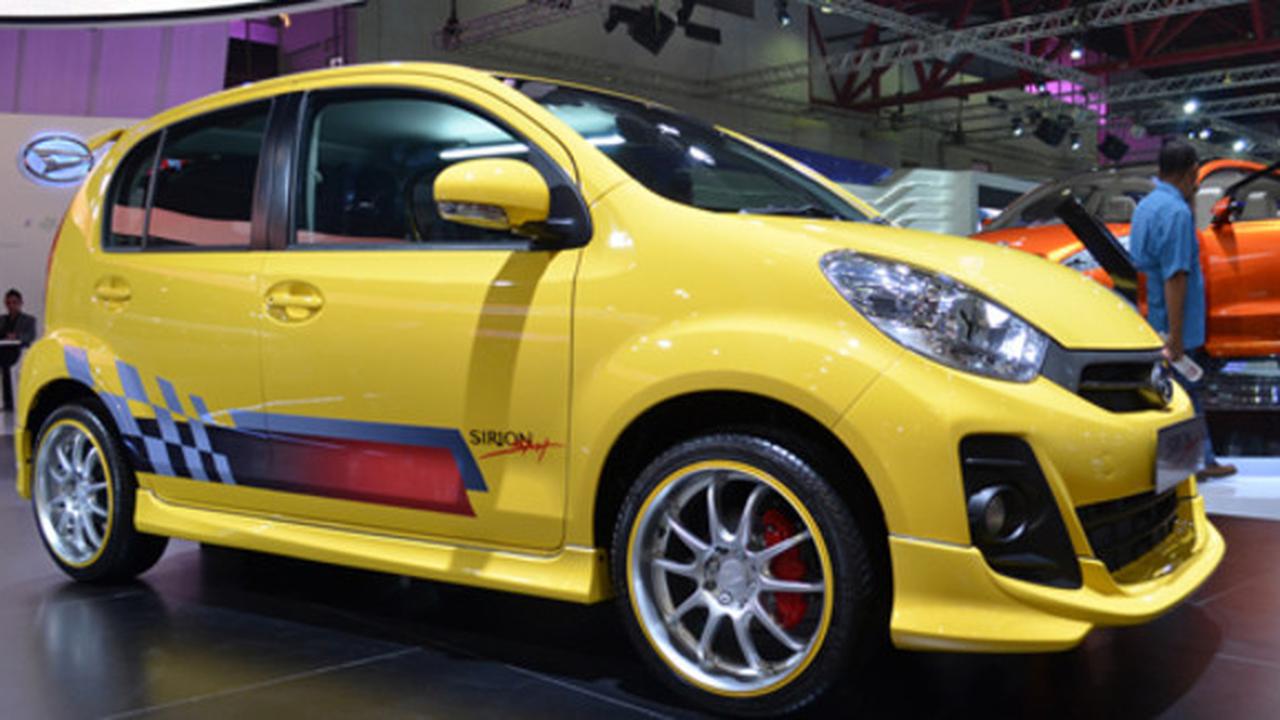 Daihatsu Sirion (Istimewa)
