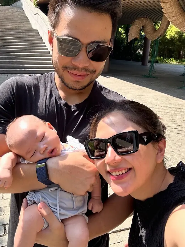 Jadi Orangtua Baru, 5 Gaya Kompak Jessica Mila dan Yakup Hasibuan Asuh Buah Hati