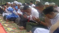 Kabut Asap Tak Kunjung Reda, BPBD Sumsel Salat Minta Hujan  