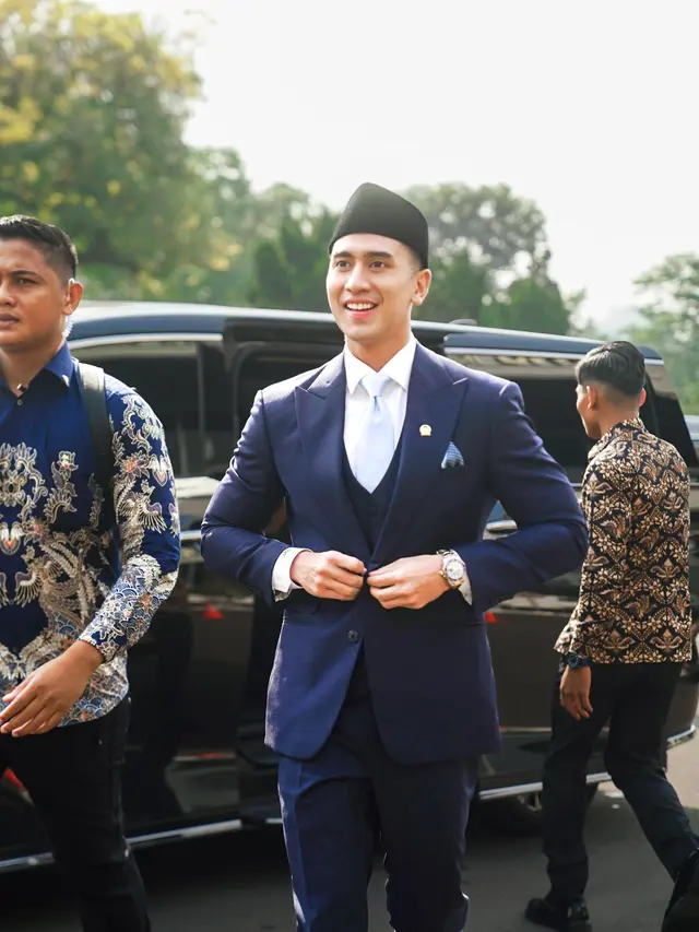 Verrell Bramasta saat pelantikan anggota DPR 2024-2029. (Istimewa)