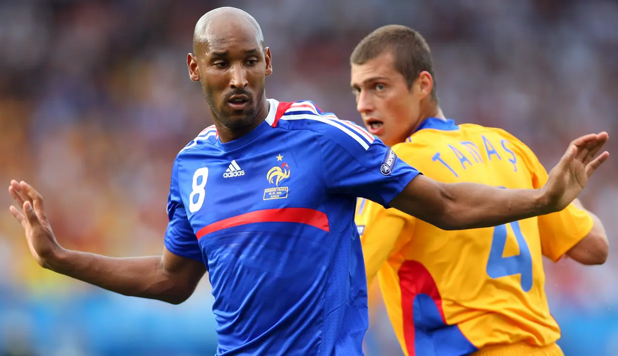 4. Nicolas Anelka - Penyerang yang cukup disegani oleh bek papan atas eropa. Kemampuannya mencetak gol di setiap laga membuatnya begitu ganas dalam hal mencetak gol. (AFP/Valery Hache)