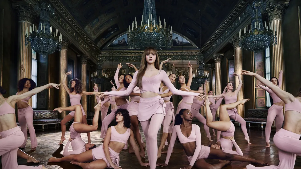 LISA BLACKPINK Jadi Wajah NikeSKIMS Spring ’26, Hadirkan Elegansi Balerina dalam Balutan Fashion Performa