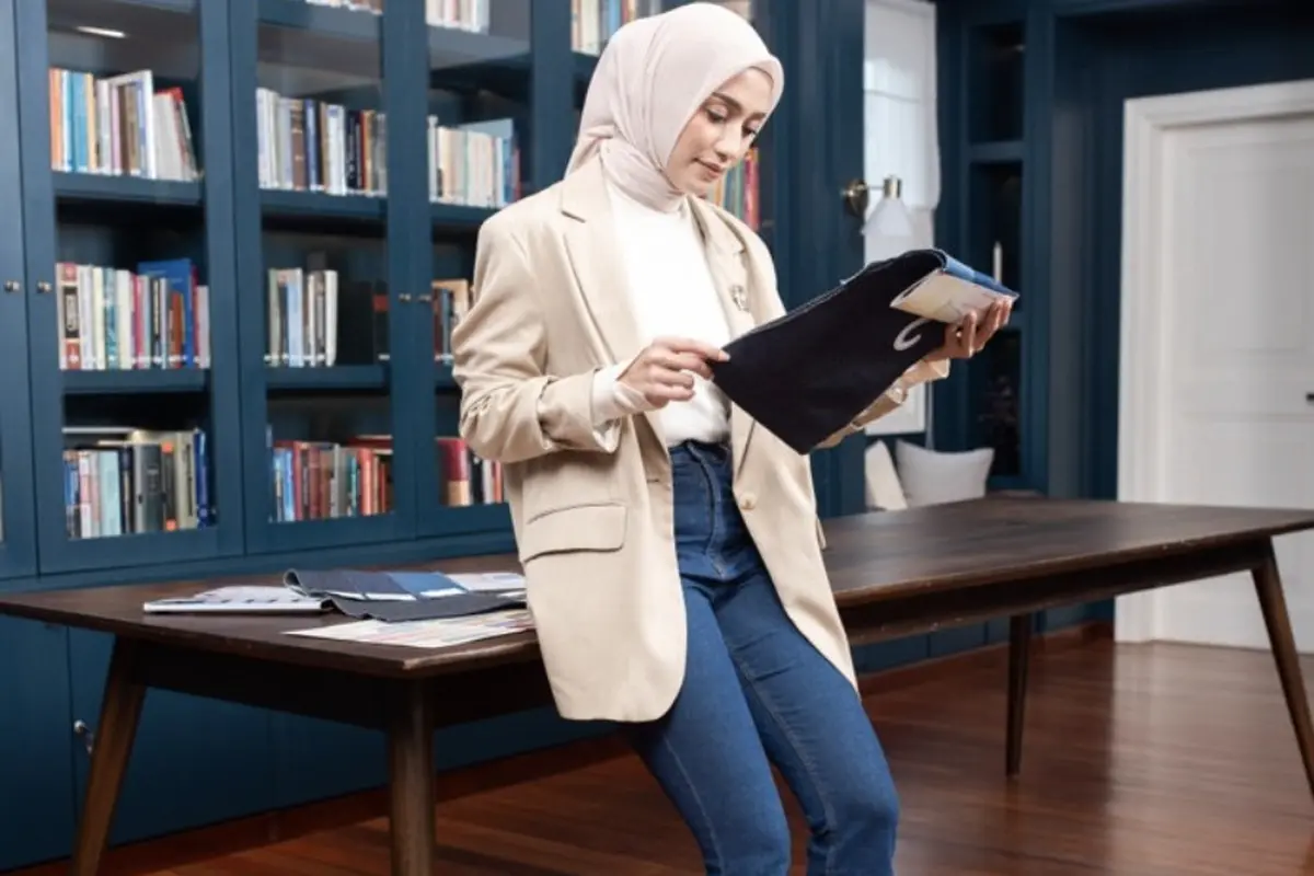 Diana Restu dan Mega Iskanti