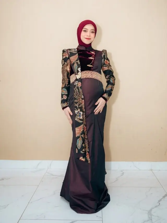 Potret Outfit Hijab Kondangan Selebriti
