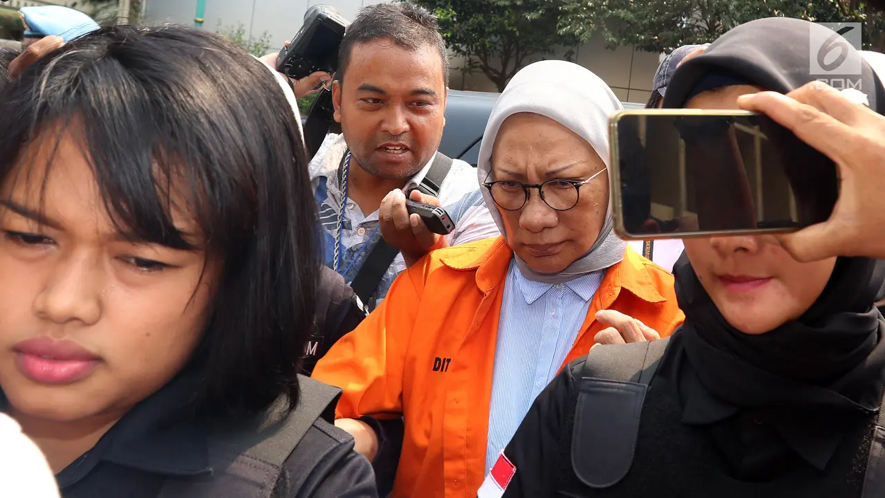 Ratna Sarumpaet