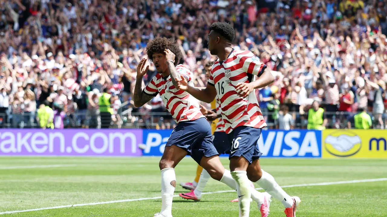 Selebrasi Amerika Serikat saat menjebol gawang Australia di laga kedua Piala Dunia 2026