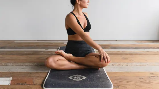 Cycle Syncing: Cara Sesuaikan Intensitas Latihan dengan Fase Menstruasi