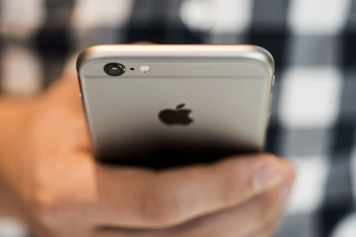 iPhone 6s dan iPhone 6s Plus Laku Keras
