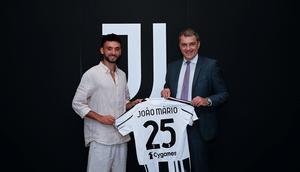 Joao Mario resmi bergabung dengan Juventus.