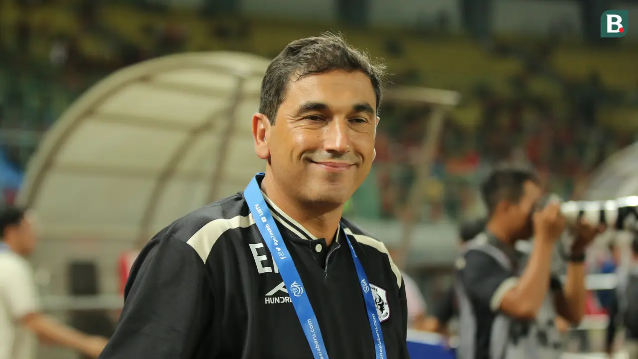 Pelatih RANS Nusantara FC, Eduardo Almeida.