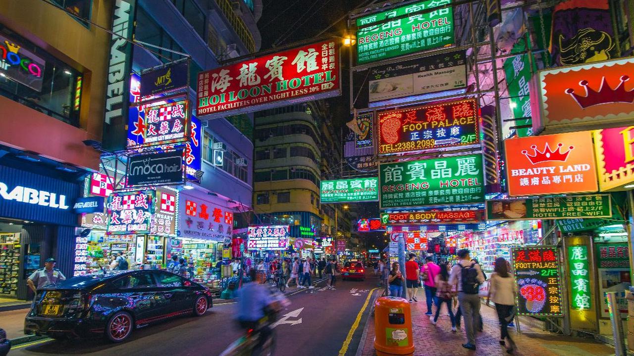 Rasakan Sensasi Kehidupan Malam di Hong Kong dan Nikmati Voucher Makan Malam ‘Hong Kong Night Treats’