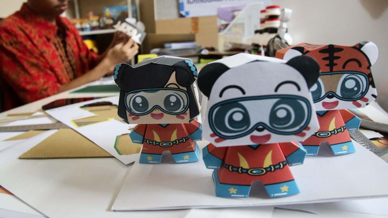Bisnis merancang bangun model kertas atau papercraft kian berkembang pesat. <br><br>Seperti di rumah produksi Ichinogami di wilayah Kemanggisan, Jakarta Barat ini mengalami pertumbuhan seiring dengan meningkatnya permintaan.