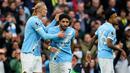 Gol pamungkas dari Manchester City dilesatkan oleh Omar Marmoush menjelang berakhirnya pertandingan. Skor 3-0 membuat Manchester City kini terus memberikan ancaman ketat untuk Arsenal. Mereka hanya berjarak dua poin dalam tiga laga tersisa. (AP Photo/Dave Thompson)