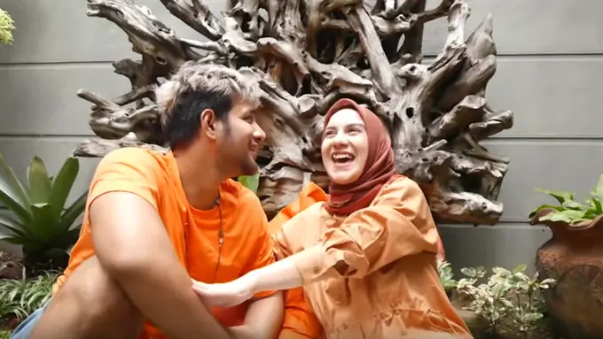 [Fimela] Irish Bella dan Ammar Zoni