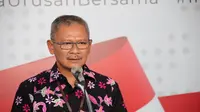 Juru Bicara Gugus Tugas Percepatan Penanganan COVID-19 Achmad Yurianto menjelaskan rapid test Corona massal saat konferensi pers secara live di Graha BNPB, Jakarta pada Sabtu (21/3/2020). (Dok Badan Nasional Penanggulangan Bencana/BNPB)