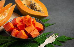 Manfaat buah pepaya untuk kesehatan tubuh (Credit: Freepik/jcomp)