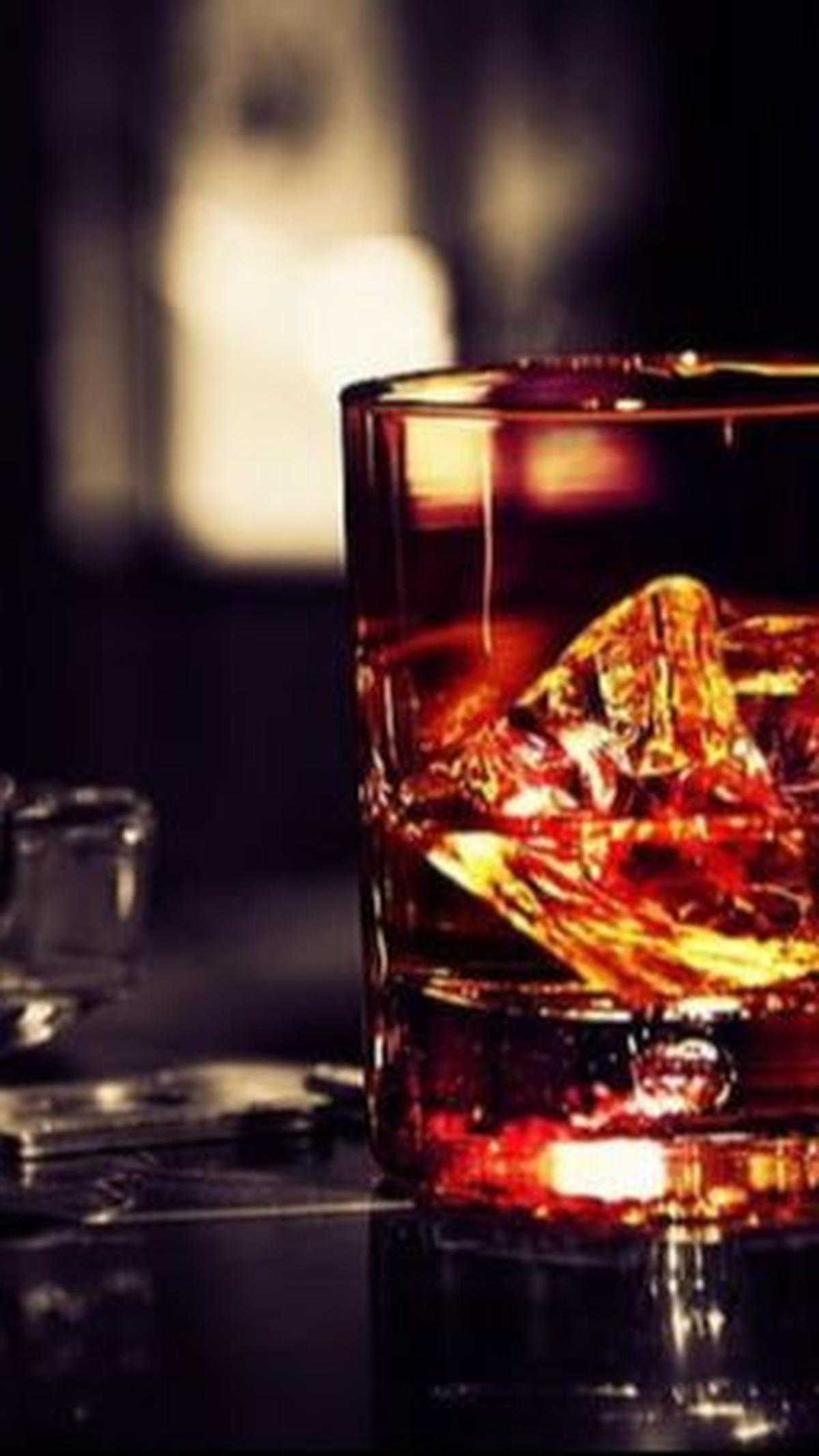 Bagaimana Alkohol Bisa Memicu Kanker?