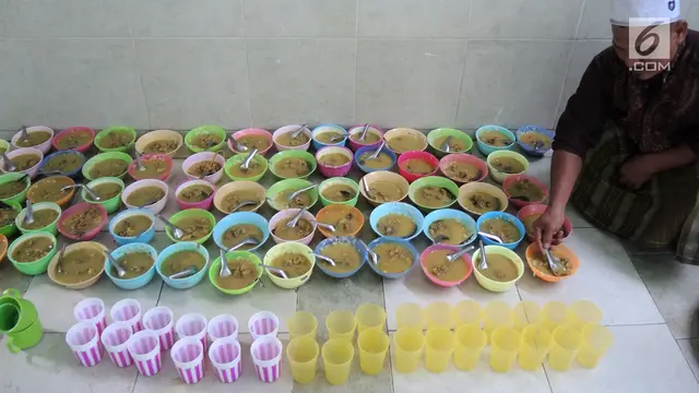 Menikmati Kelezatan Bubur India di Masjid Pekojan Semarang