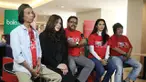 Si Doel The Movie akan segera tayang. Film ini tetap akan menghadirkan sosok Mak Nyak yang diperankan oleh Aminah Cendrakasih walau dalam kondisi lumpuh.