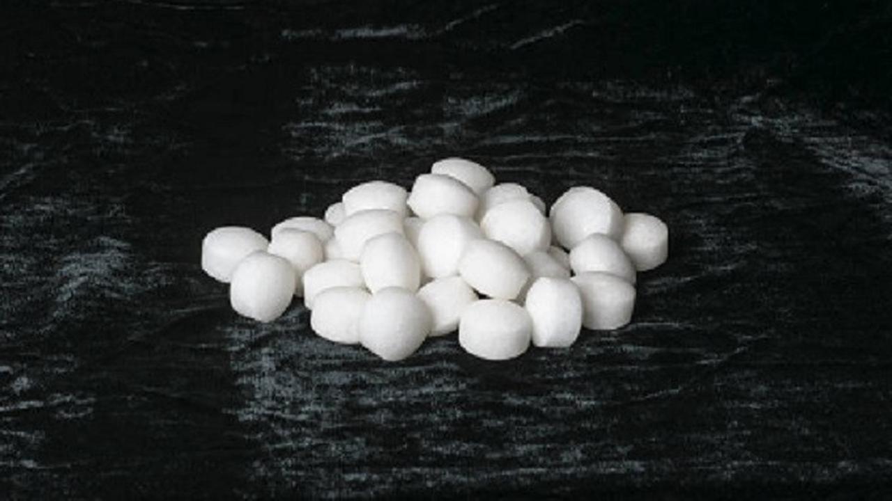 Ilustrasi kapur barus (iStock)