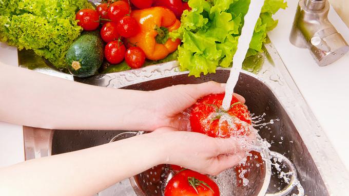 Image result for mencuci sayur