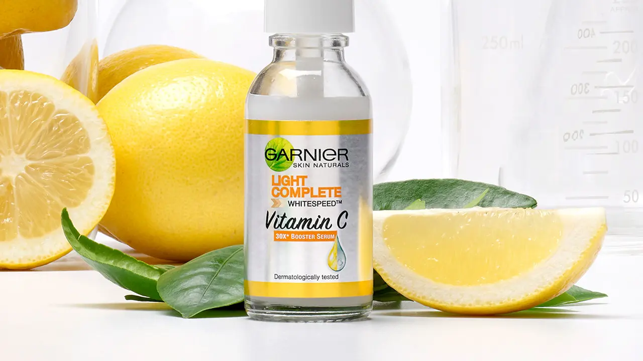 Garnier Light Complete Vitamin C 30X Booster Serum, Cara Cepat Bikin Wajah Cerah Berseri Bebas Noda Hitam