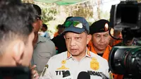 Tinjau Korban Gempa Manggarai Timur, Mendagri Prioritaskan Listrik dan Logistik