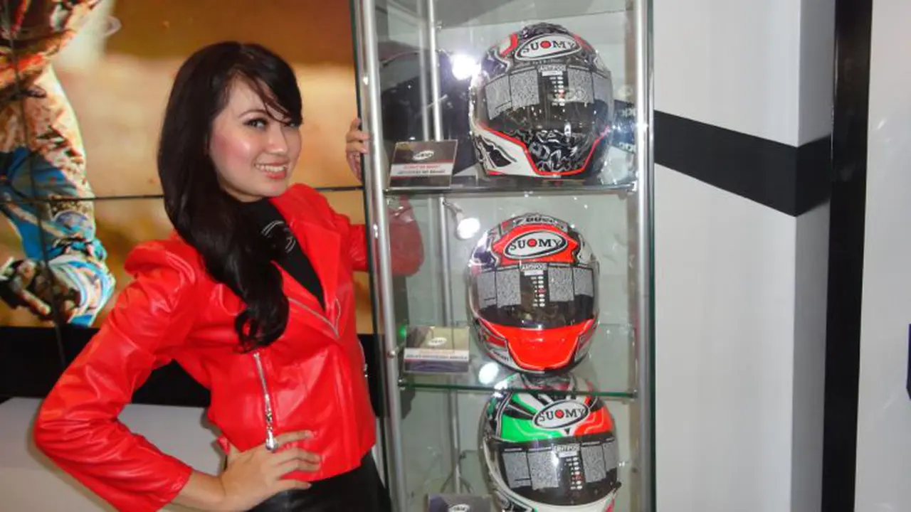 Replika Helm Andrea Dovisiozo Jadi Buruan Fans MotoGP