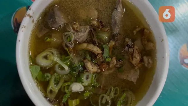 Kuliner legendaris di Makassar, Aroma Coto Gagak, salah satu yang menjual menu Coto Makassar dengan resep autentik. (Dok: Liputan6.com/dyah)