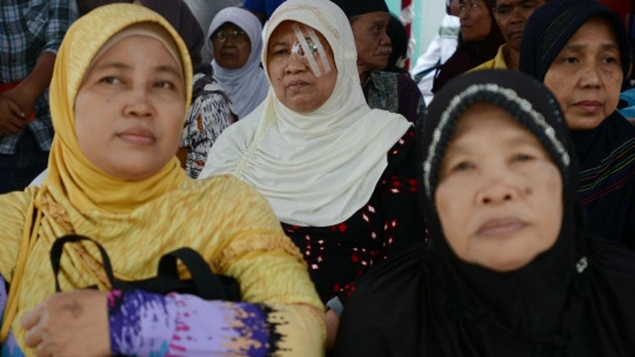 Polda Metro gelar operasi katarak gratis di posko kebakaran Tambora