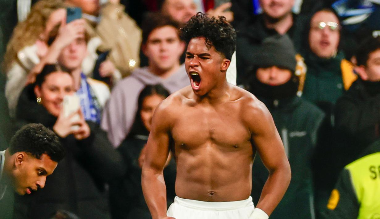 Real Madrid sukses mengalahkan Celta Vigo dengan skor 5-2 lewat extra time dalam laga babak 16 besar Copa del Rey 2024/2025 yang dihelat di Santiago Bernabeu, Jumat (17/1/2025) dini hari WIB. (AP Photo/Pablo Garcia)