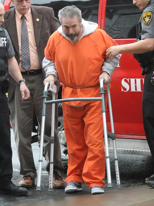 AP/STEPHEN D. CANNERELLI