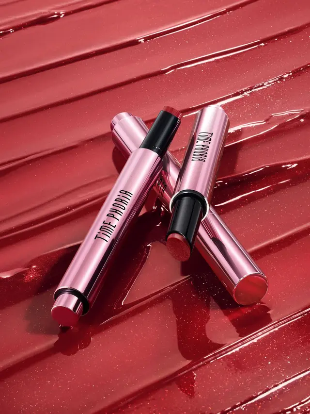 Time Phoria Hadirkan Milkyway Melting Lip Balm dengan 5D Shine dan Sensasi Nyaman di Bibir
